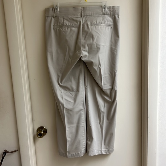 Dockers banish the blah short pants - Picture 3 of 9